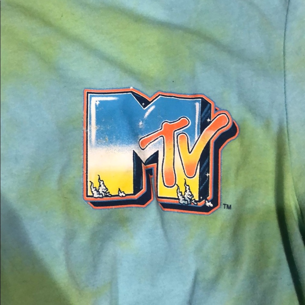 Shirt - Picture 2 of 3